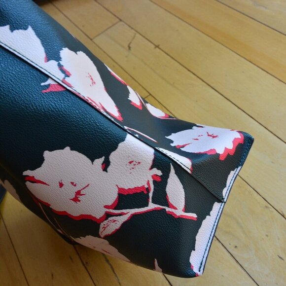 Tory Burch 'Kerrington - Mini Square' Tote - Picture 7 of 14